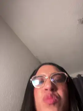 Snapshot of ValentinaEvanz chatting on 21, 6, 2026 ValentinaEvanz online show from 21, 6, 2026