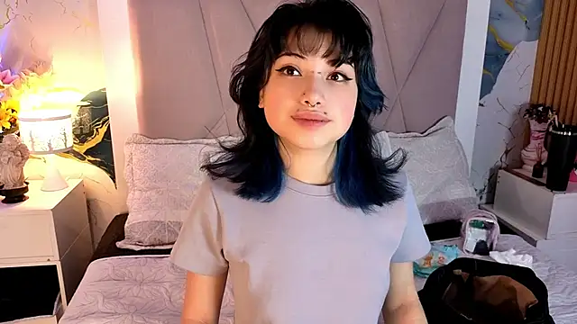 Snapshot of Sienna_Desiree chatting on 13, 6, 2026 Sienna Desiree online show from 13, 6, 2026