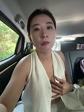 Snapshot of Jingjingxiang-520 chatting on 14, 6, 2026 Jingjingxiang-520 online show from 14, 6, 2026