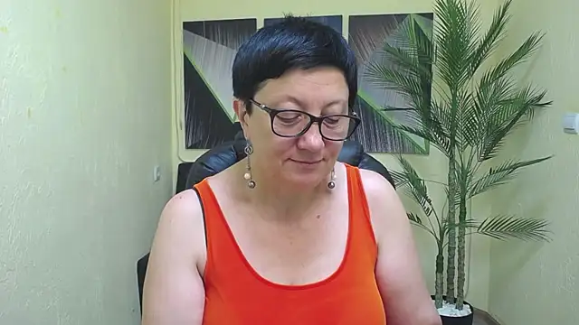 EmilyL0ve online show from 5, 7, 2026
