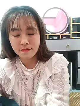 Sexy-girl123 online show from 2, 4, 2026