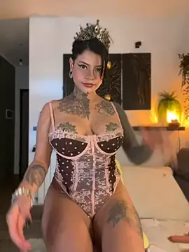ReynaTatty online show from 12, 6, 2026