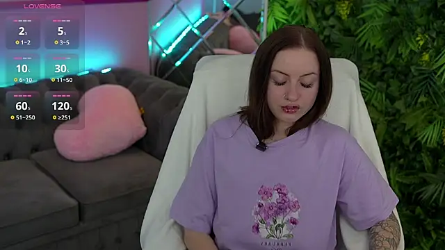 AlexaFleur online show from 15, 6, 2026