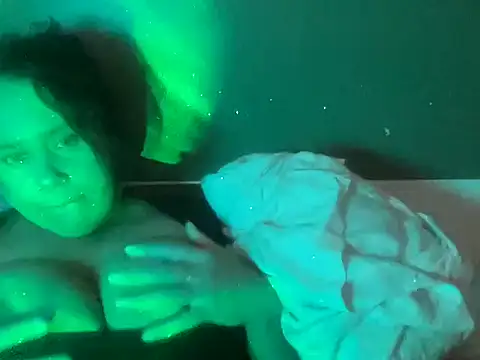 Thickfreakylatina online show from 19, 6, 2026