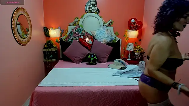 Dalila Najjar  online show from 9, 6, 2026