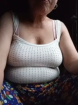 Agnes-baby online show from 4, 6, 2026