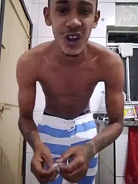 Magrinhodelicia011 online show from 13, 6, 2026