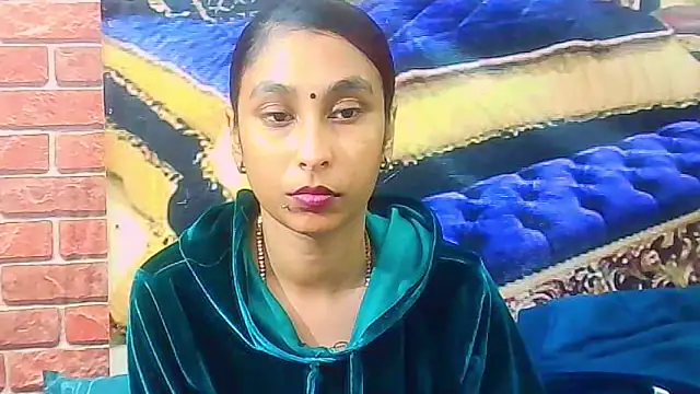 IndianSexyButt online show from 18, 6, 2026