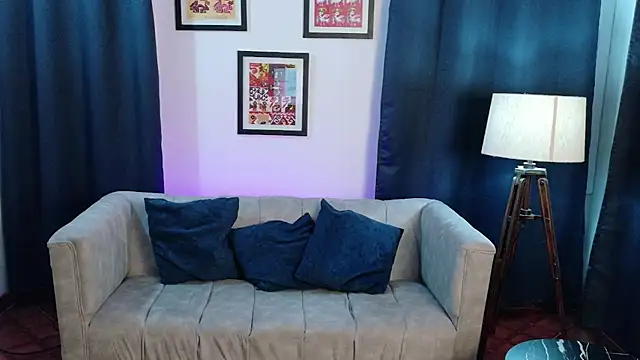SofiaMante  online show from 10, 5, 2026