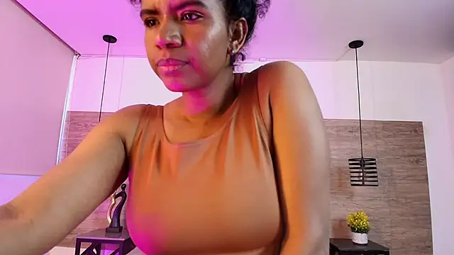 Ellie-Alves online show from 23, 6, 2026