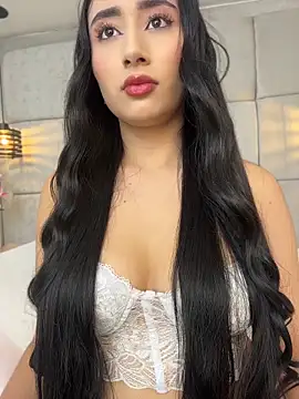 IvonneOwen online show from 20, 6, 2026
