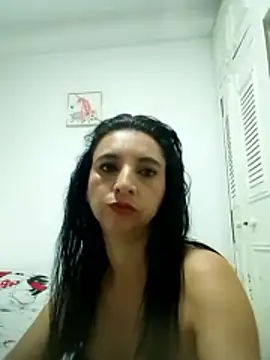 Snapshot of mariana_santacoloma chatting on 10, 6, 2026 mariana santacoloma online show from 10, 6, 2026