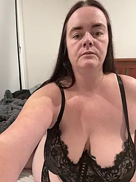 carinabro10 online show from 20, 6, 2026