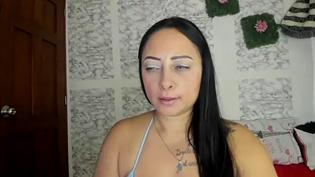 XXXStephanie XXX online show from 15, 6, 2026