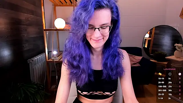 AuraLaunni online show from 21, 6, 2026