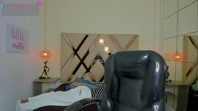 Anyelo Twink online show from 14, 6, 2026