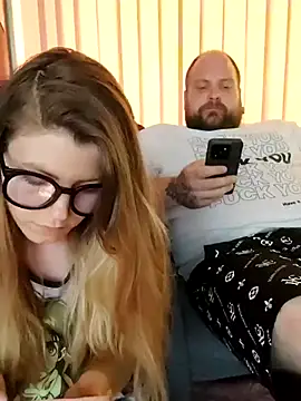 MochiNy4n online show from 12, 6, 2026