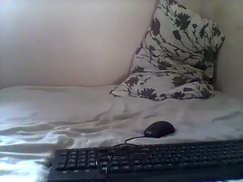 Snapshot of handsomeguy02 chatting on 15, 6, 2026 handsomeguy02 online show from 15, 6, 2026