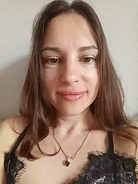 She-Moon online show from 4, 6, 2026