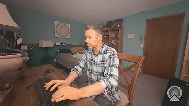 chrisw8140 online show from 20, 6, 2026