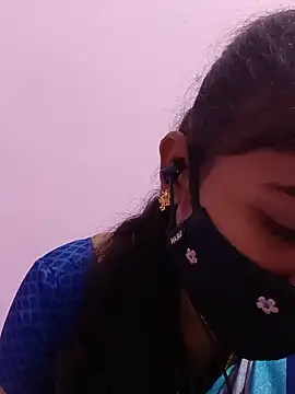 Tamil Hot RoyalQueen online show from 4, 6, 2026
