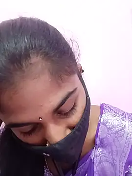Tamil Hot RoyalQueen online show from 7, 6, 2026