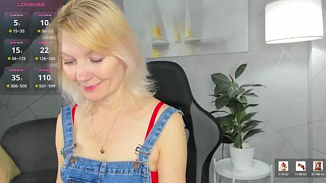 Julie Lucas online show from 16, 6, 2026
