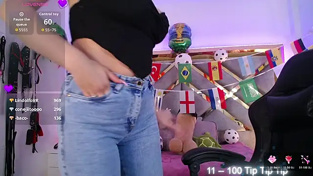 Madyson Hill online show from 19, 6, 2026