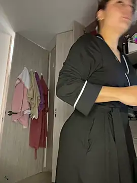 Pretty  Milf online show from 11, 6, 2026