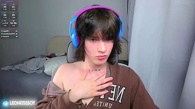 LeonBoykisser online show from 13, 6, 2026
