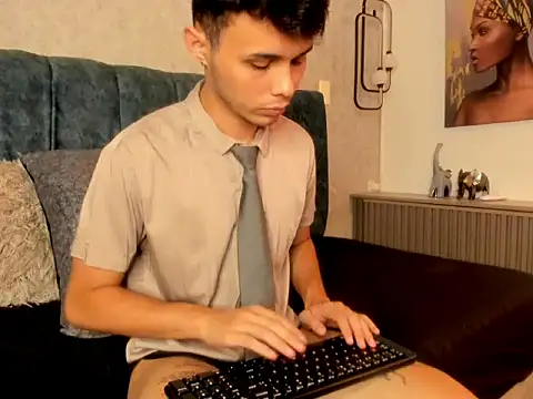 Alhan Twink online show from 15, 5, 2026