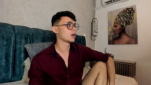 Alhan Twink online show from 3, 6, 2026