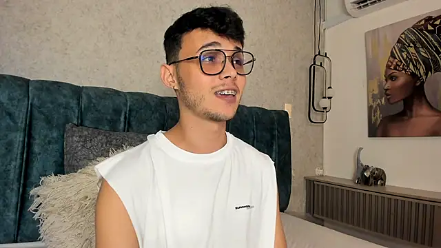 Alhan Twink online show from 9, 6, 2026