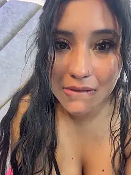 valenlopezz  online show from 21, 6, 2026