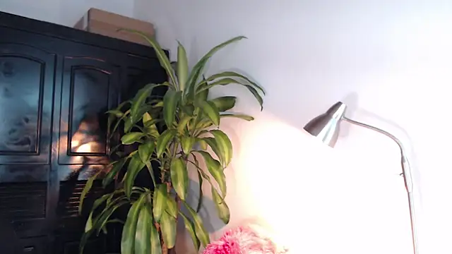 Snapshot of Mia_Volkova_ chatting on 14, 6, 2026 Mia Volkova online show from 14, 6, 2026