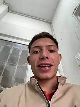 santiObrero online show from 5, 6, 2026