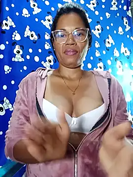Snapshot of Yandris_1212 chatting on 10, 6, 2026 Yandris 1212 online show from 10, 6, 2026