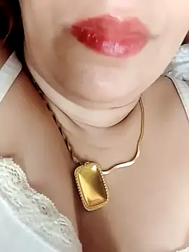 Naughty-Yousra online show from 1, 5, 2026