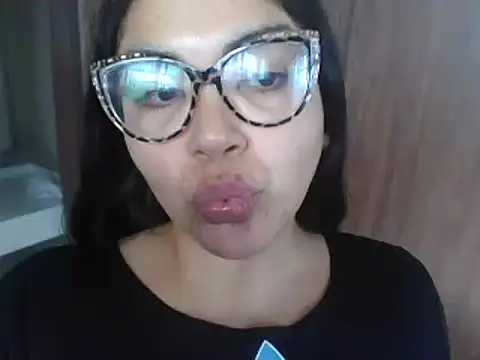 ladystichita online show from 21, 6, 2026