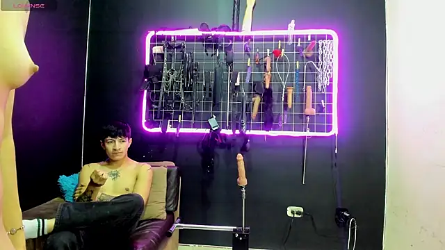 Slave Melany bdsm online show from 18, 6, 2026