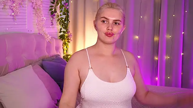 AmeliaWeells online show from 18, 6, 2026