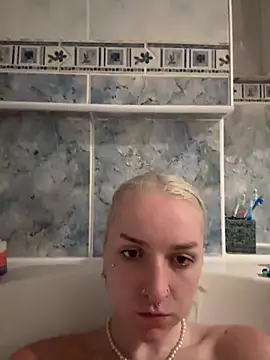 Snapshot of bambibabyy chatting on 14, 6, 2026 bambibabyy online show from 14, 6, 2026