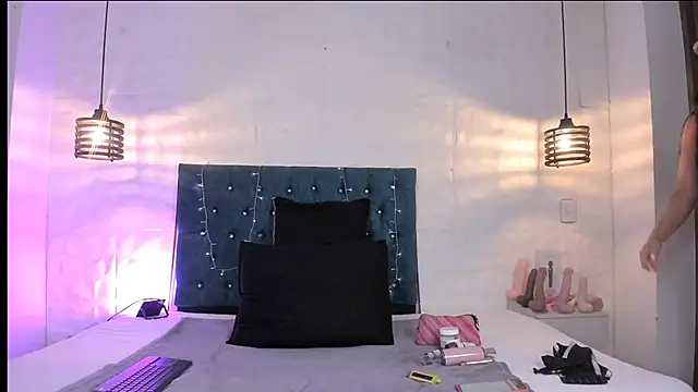 samantha foxyy online show from 18, 6, 2026