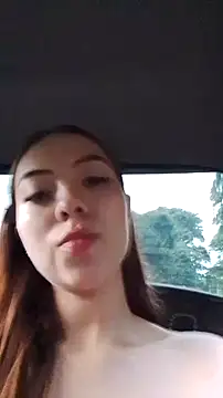 Snapshot of lizzyrossie chatting on 18, 6, 2026 lizzyrossie online show from 18, 6, 2026