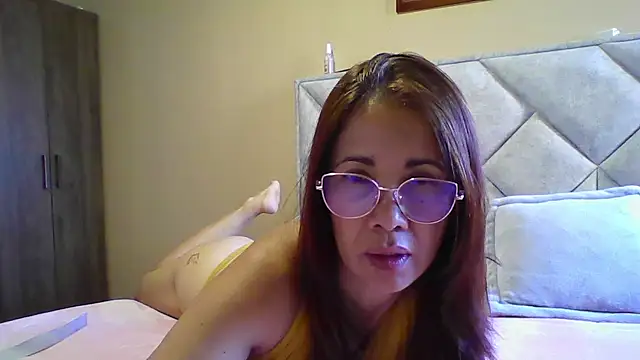 camila star10 online show from 9, 6, 2026