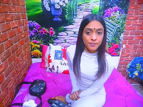 IndianPretty14u2Luv online show from 20, 6, 2026