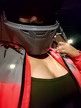 Robin H00t 2 online show from 16, 6, 2026
