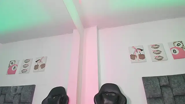 Isabella Moon9 online show from 20, 5, 2026