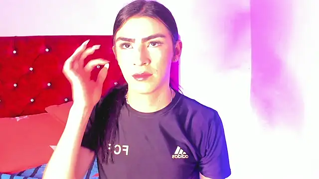 Isabella Moon9 online show from 24, 6, 2026