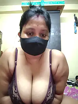 Curvy Trisha online show from 18, 6, 2026